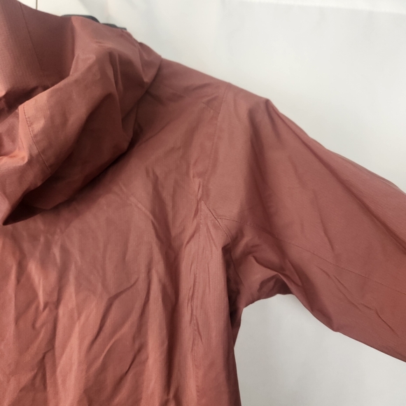 Patagonia The Dirt Roamer Jacket size S in EUC - Picture 9 of 12